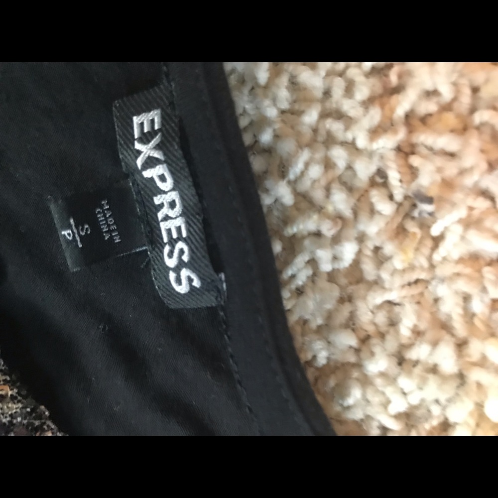 Top - Picture 2 of 2